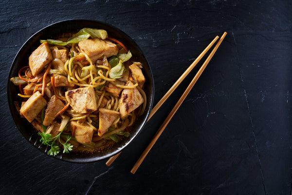 Chicken Yakisoba: Delicious Japanese Noodles In a Jiffy