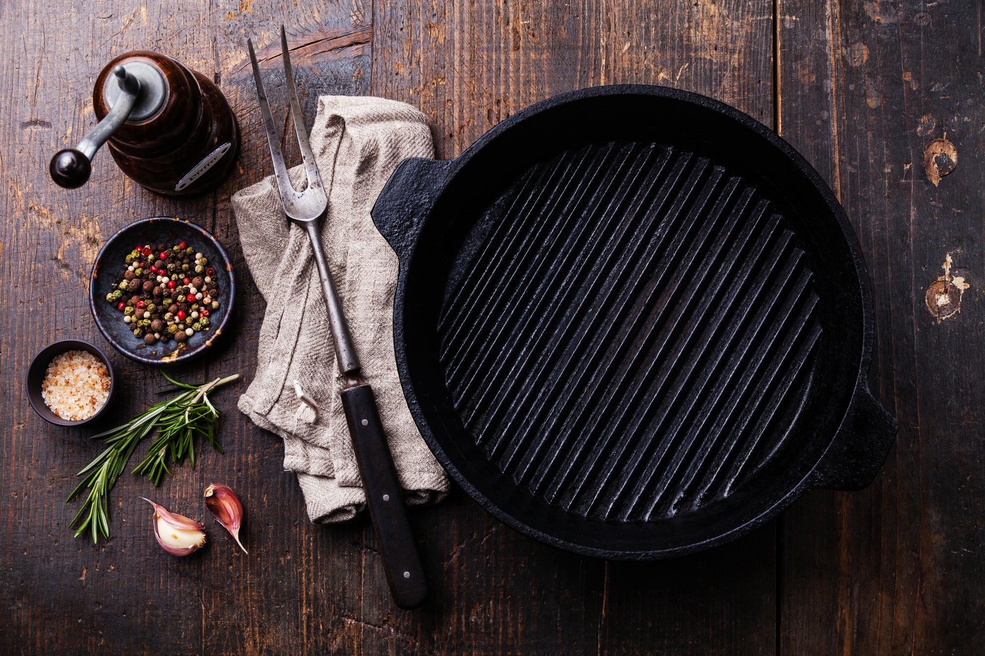 equipment - How do I clean my cast iron grill pan? - Seasoned Advice