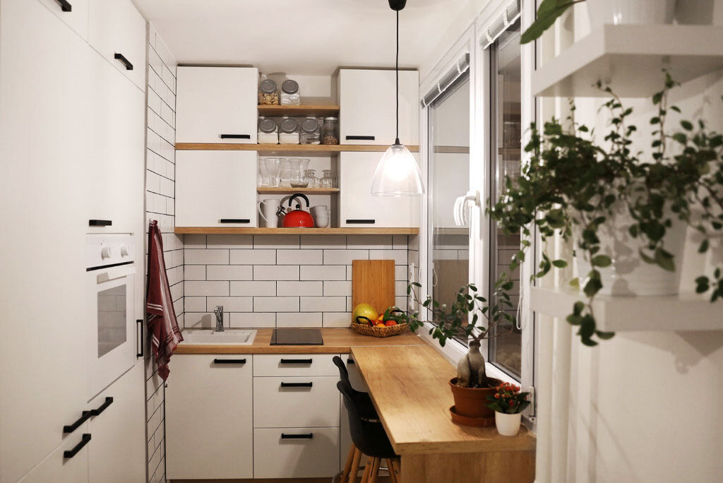 8 Tips on Kitchen Space Saving to Maximize A Small Room