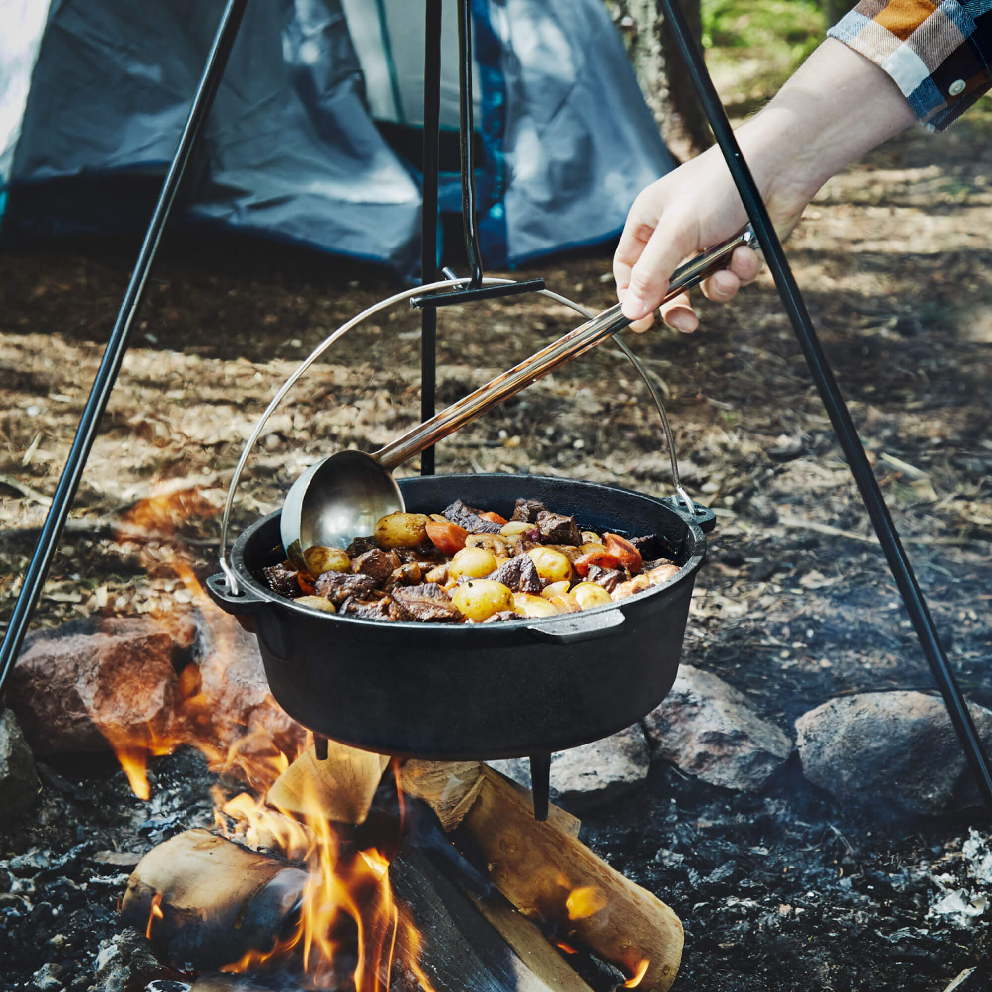 The Best Dutch Ovens for Camping